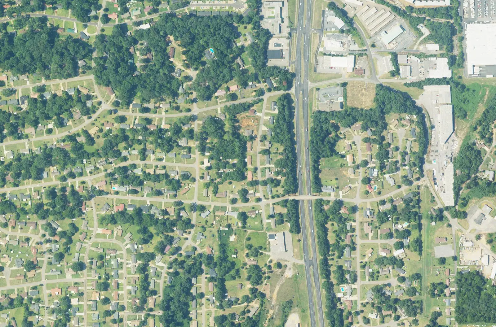 Aerial view of homes in the Skyland Park area beside McFarland Boulevard East, south of Skyland Boulevard in Tuscaloosa.