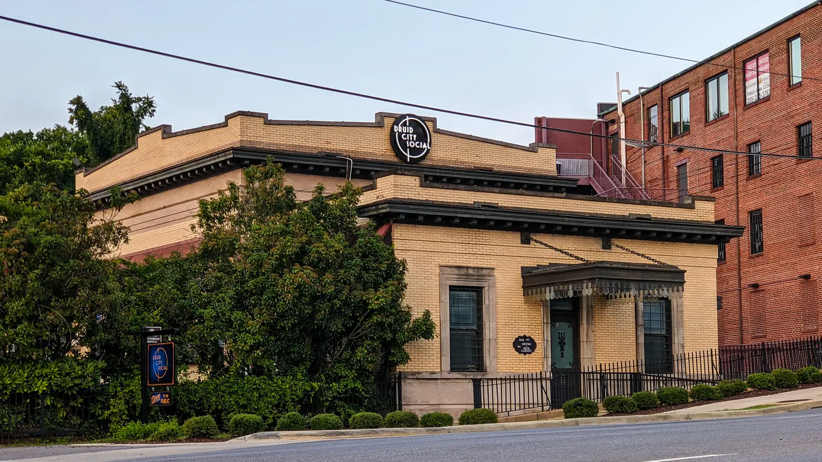 Druid City Social, a restaurant in a yellow-brick building in downtown Tuscaloosa.